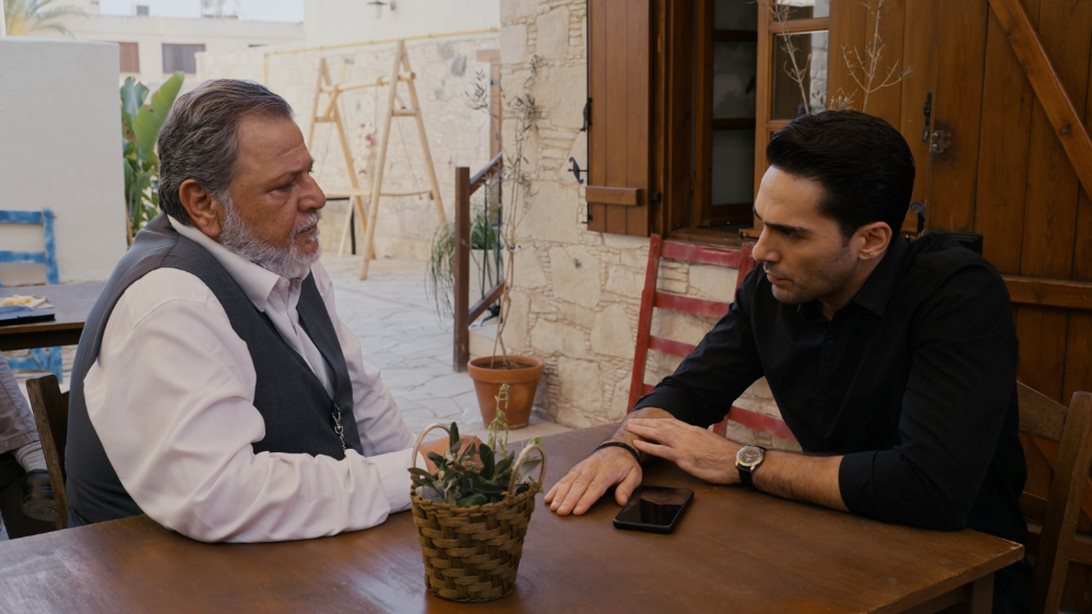 Η γη της ελιάς | Η Κατερίνα βάζει σε εφαρμογή το σχέδιό της και παγιδεύει τους ήρωες της Μάνης στην πλεκτάνη της! Τα πάντα για τα επόμενα επεισόδια