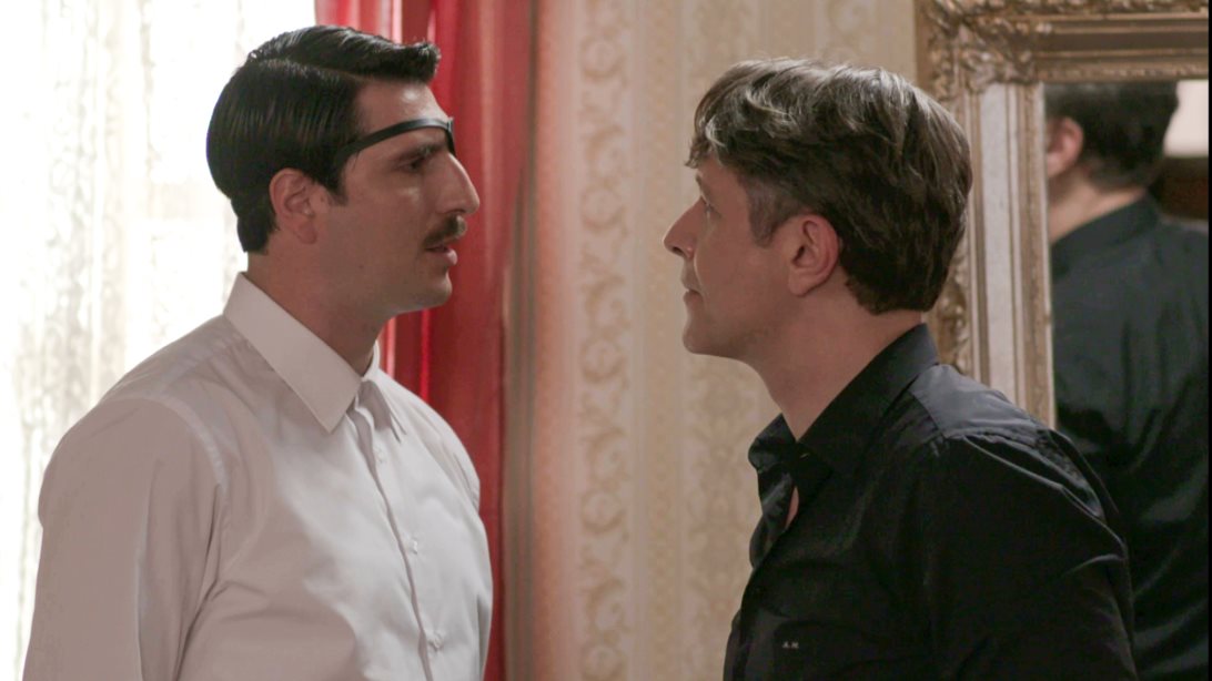 Μόνο στο Yupiii! Άγριες Μέλισσες - Μελέτης &amp; Ακύλας φτάνουν στα άκρα!