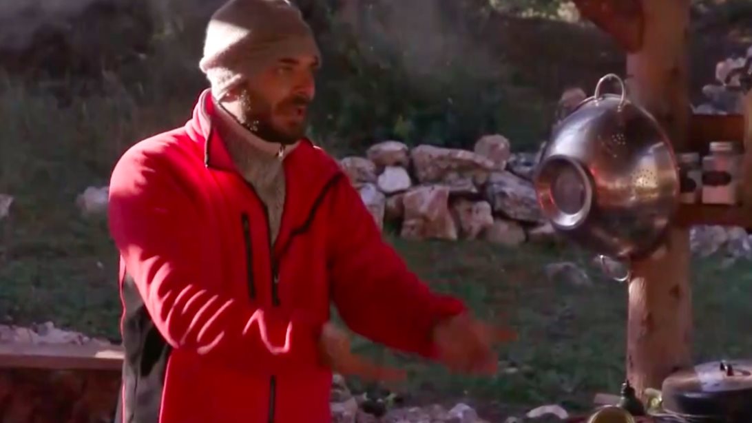 Κορυφώνεται η ένταση ανάμεσα στον Νίκο και την Λαρού στη Φάρμα: &quot;Είσαι πάνχαζη&quot;