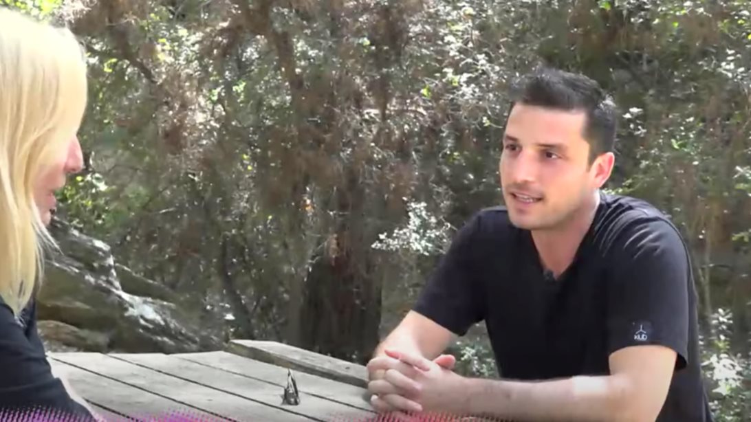 Σπύρος Χατζηαγγελάκης : «Κοιτάω πάντα το τώρα. Σε αυτή τη φάση είμαι μόνος μου, να κάνω μόνος μου ένα παιδάκι δεν γίνεται»