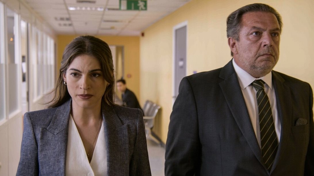 Παγιδευμένοι | Θα καταφέρει η Άννα να βρει στοιχεία για την αθώωση του Δημήτρη;