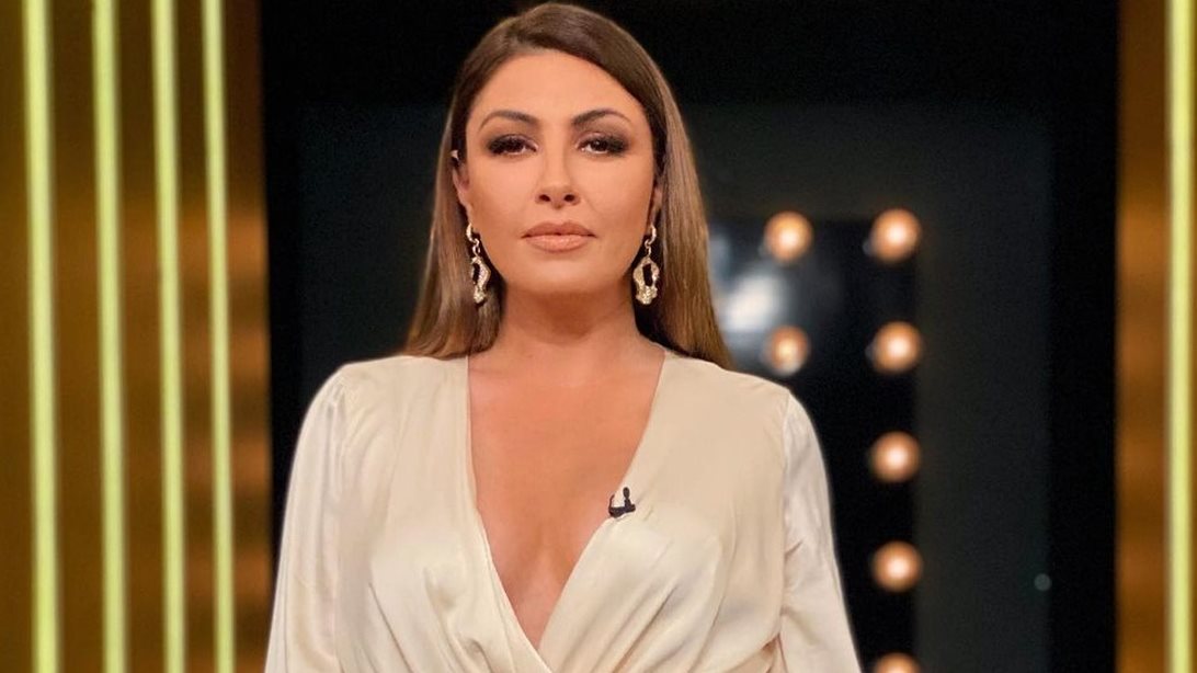 Έλενα Παπαρίζου | Οι λεπτομέρειες της εμφάνισής της στο The 2Night Show