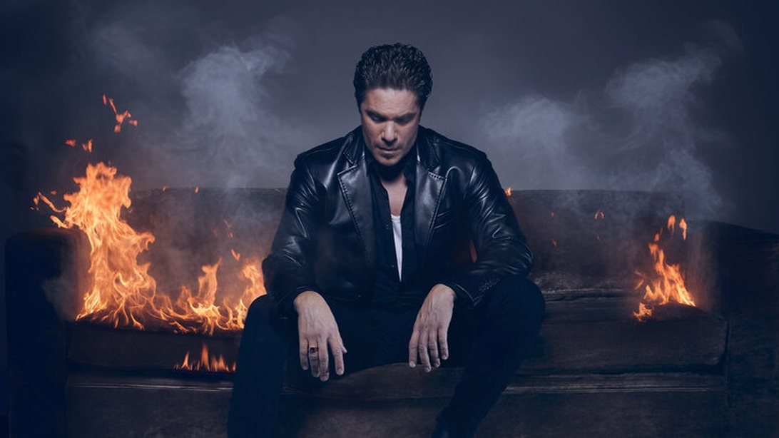 Νίκος Οικονομόπουλος | Τεράστια επιτυχία για το νέο album του &quot;11 με λίγα λόγια&quot;