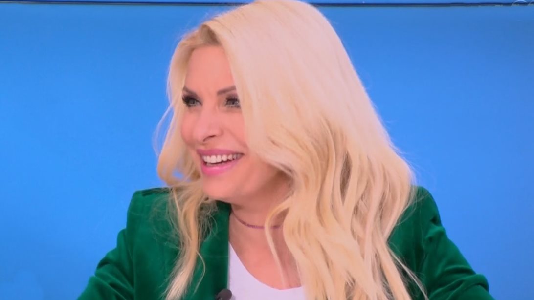 Ελένη Μενεγάκη: "Έχω παρακολουθήσει όλες του τις συνεντεύξεις, με ενδιαφέρει να τον γνωρίσω"