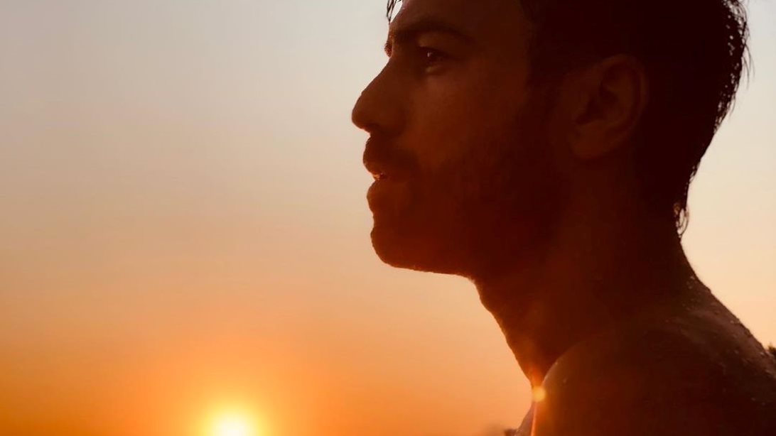 Αντρέας Γεωργίου: Οι καλοκαιρινές φωτογραφίες με τα αδέλφια του στην Κέρκυρα