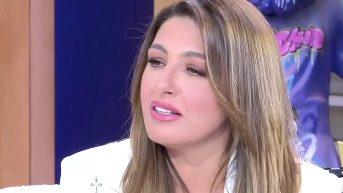 Η Έλενα Παπαρίζου μιλά για την περιπέτεια της υγείας της: "Θέλει παρακολούθηση όλο αυτό"