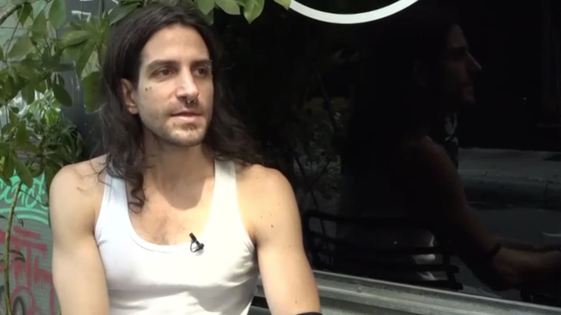 Άγγελος Θεοδωράκης: "Φοβόμουν να πλησιάσω τον παππού μου"