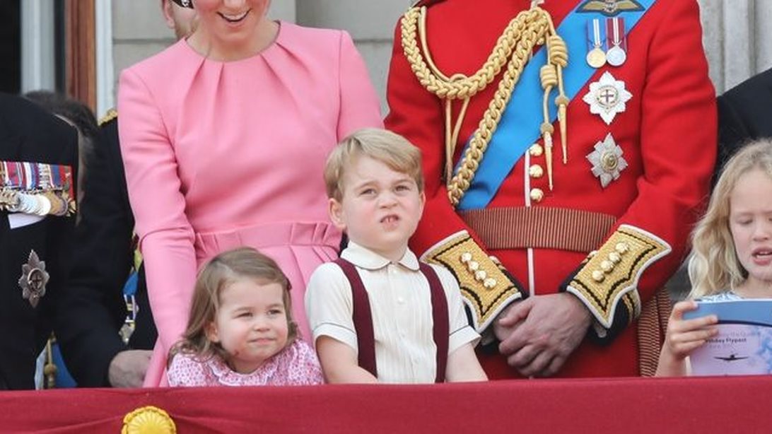 Πρίγκιπας George
: Oι πιο funny στιγμές του μπροστά στον φωτογραφικό φακό