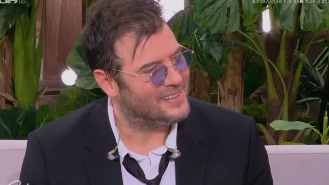 Ο Λάμπης Λιβιεράτος στην 'Ελένη": "Μας αμφισβήτησαν τότε και τώρα. Σου λένε "Έλα μωρέ ποιος είναι αυτός;" Ποιος θα κρίνει το ποιος πρέπει να υπάρχει στη μουσική;"