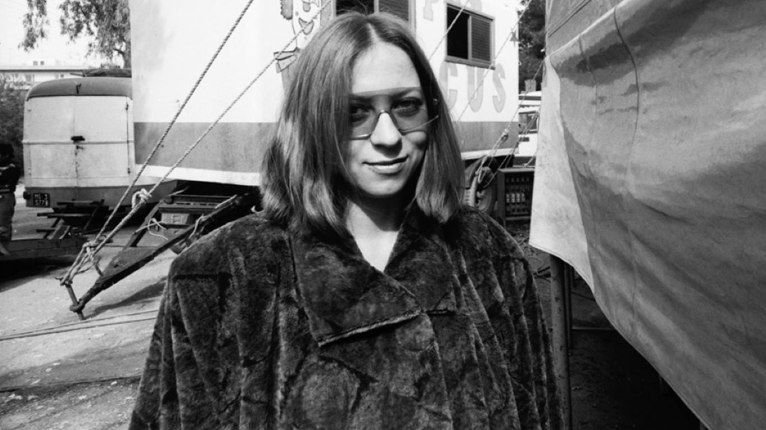 Η Λένα Πλάτωνος στον Κήπο του Μεγάρου Μουσικής Αθηνών