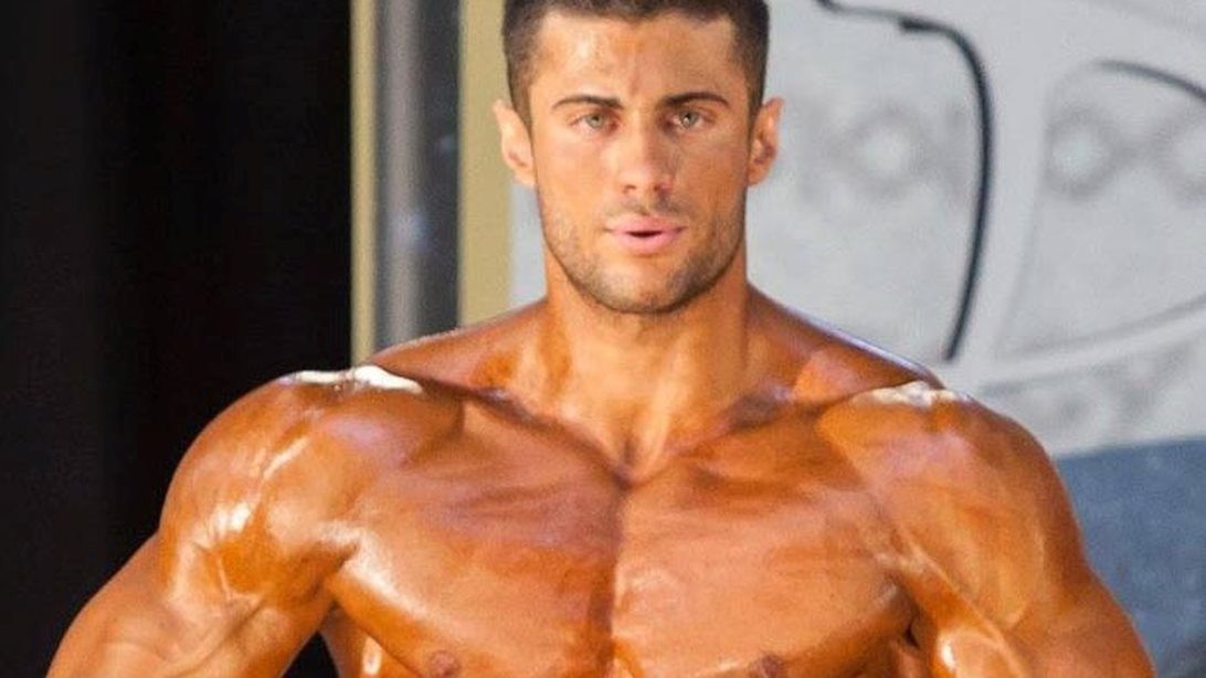 Κωνσταντίνος Βάσαλος: Ποια είναι τελικά η σύντροφος του σέξι παίκτη του Survivor; Το video που ανέτρεψε τα δημοσιεύματα