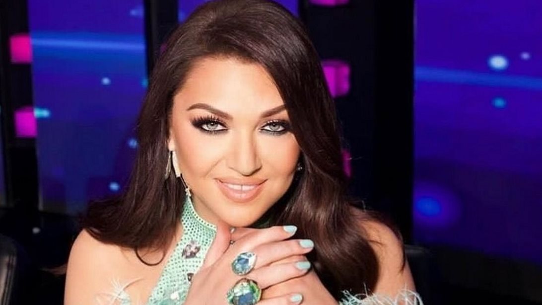 Η Καίτη Γαρμπή απαντά για το "Εσένα μόνο": "Βλέπω τη φωτογραφία μου σε sites για να πουλήσει το θέμα"