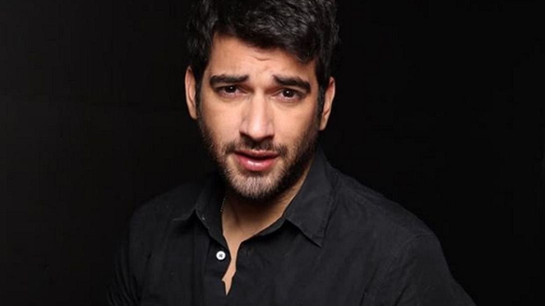 Μάνος Ιωάννου: Σε ρόλο - έκπληξη στο The Bachelor! Πήγε, είδε και το κατακεραύνωσε στο «Πρωινό»