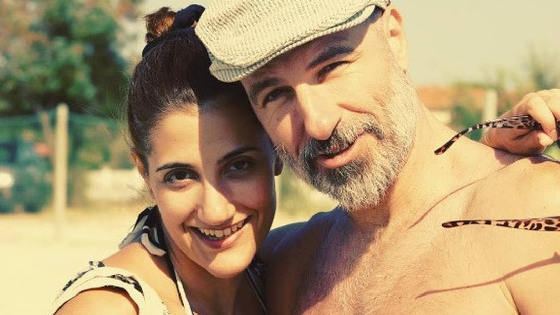 Λίλα Σταμπούλογλου &amp; Σίλας Σεραφείμ : Έγιναν γονείς για δεύτερη φορά! Η πρώτη φωτογραφία του μωρού