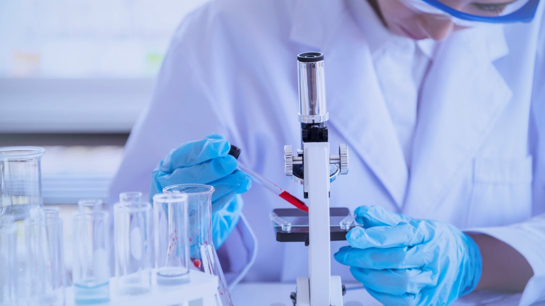 Κορονοϊός: Εγκρίθηκε το πρώτο φάρμακο αντισωμάτων για ασθενείς με μέτρια συμπτώματα