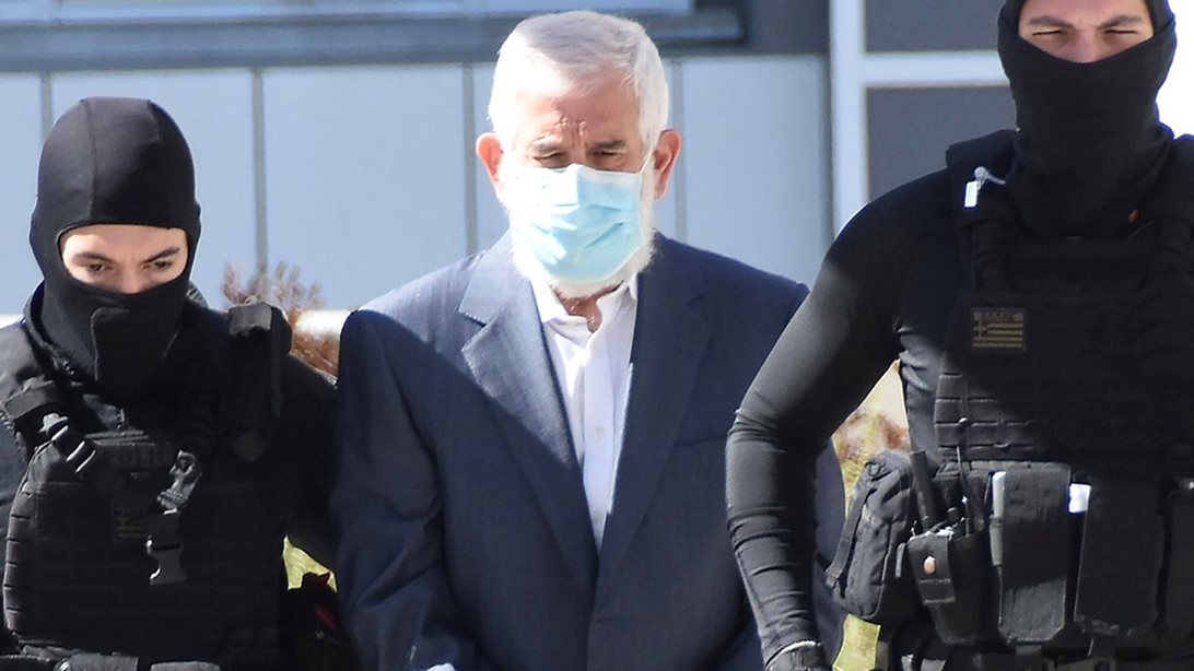 Συνεχίζεται η δίκη του Πέτρου Φιλιππίδη – Στο πλευρό του ο γιος του, Δημήτρης