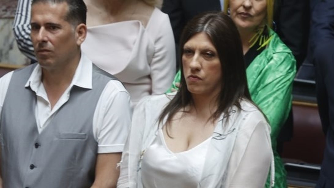 Άρχισε το σόου η Ζωή Κωνσταντοπούλου: Δυο επεισόδια στη Βουλή με το καλημέρα - Το μήνυμα Τασούλα