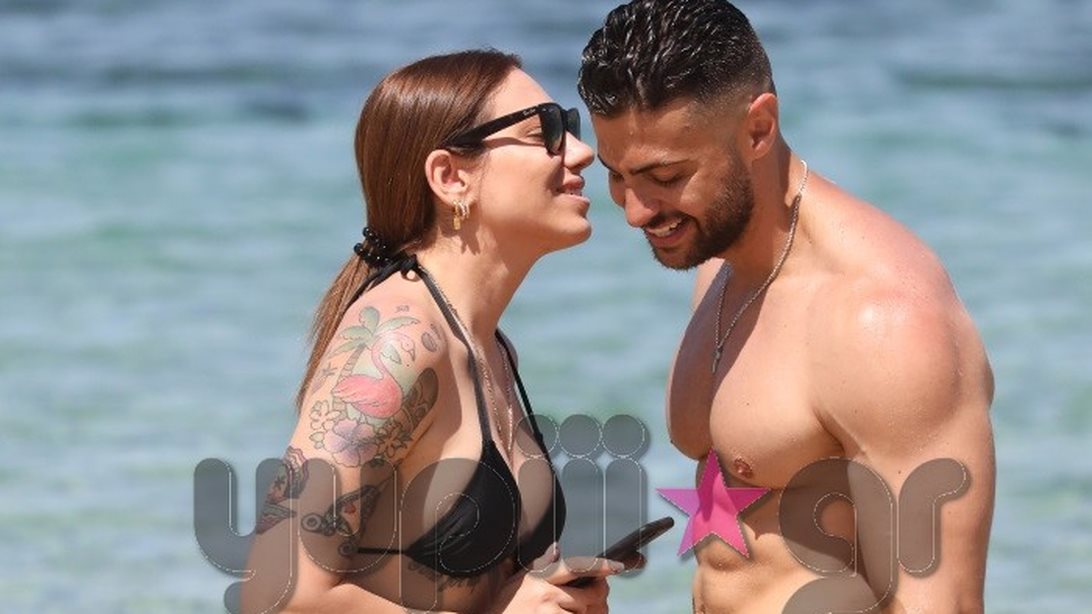 Ευρυδίκη Βαλαβάνη &amp; Κωνσταντίνος Βασσάλος: Ερωτευμένοι στη Μύκονο! Με ποιους διάσημους φίλους τους συναντήθηκαν;