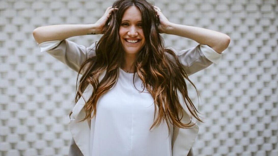 Λυδία Παπαϊωάννου: Είναι έγκυος! Η πρώτη εμφάνιση με φουσκωμένη κοιλίτσα