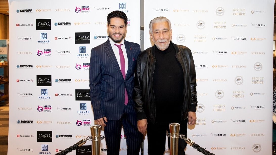 Ο Χρήστος Μάστορας στη λαμπερή πρεμιέρα του "Υπάρχω" στο Λονδίνο