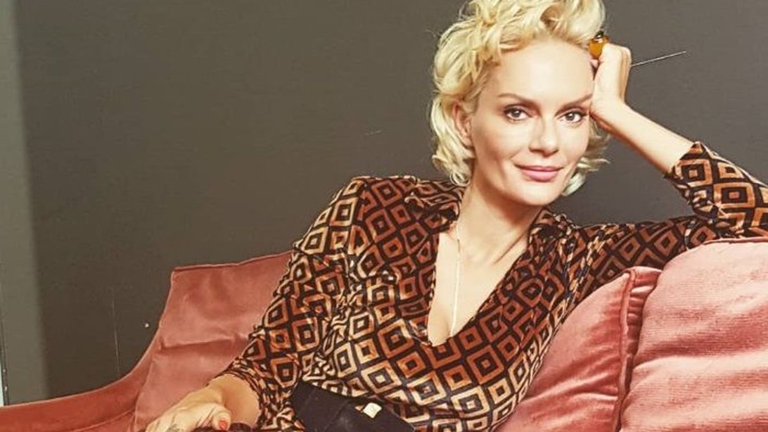 Έλενα Χριστοπούλου : Νέα πλάνα από το vintage σπίτι της
