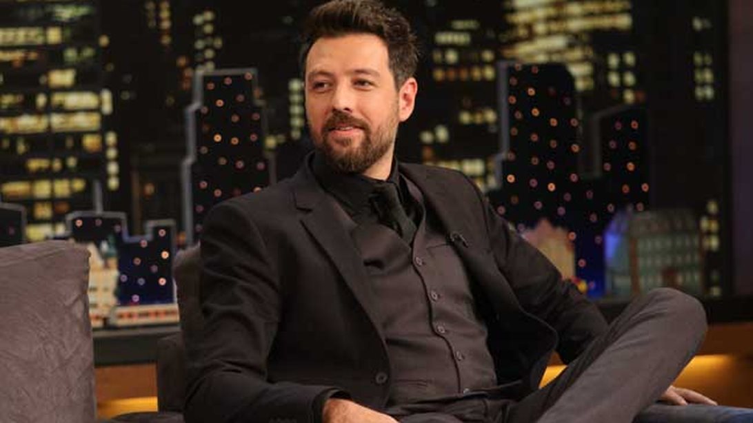 Μάνος Παπαγιάννης: «Δεν έχω συνειδητοποιήσει ότι ήρθε δεύτερο παιδί. Έπρεπε να είναι αγέννητο ακόμα»