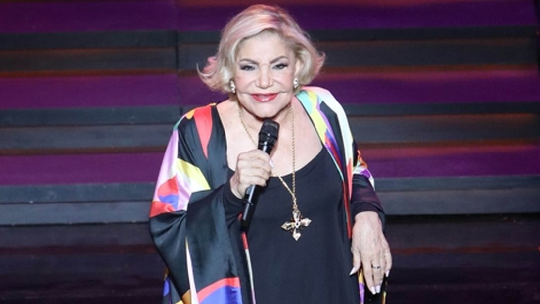 Η Μαρινέλλα άρχισε τη φυσικοθεραπεία μέσα στο νοσοκομείο - Στο πλευρό της η κόρη της, Τζωρτίνα