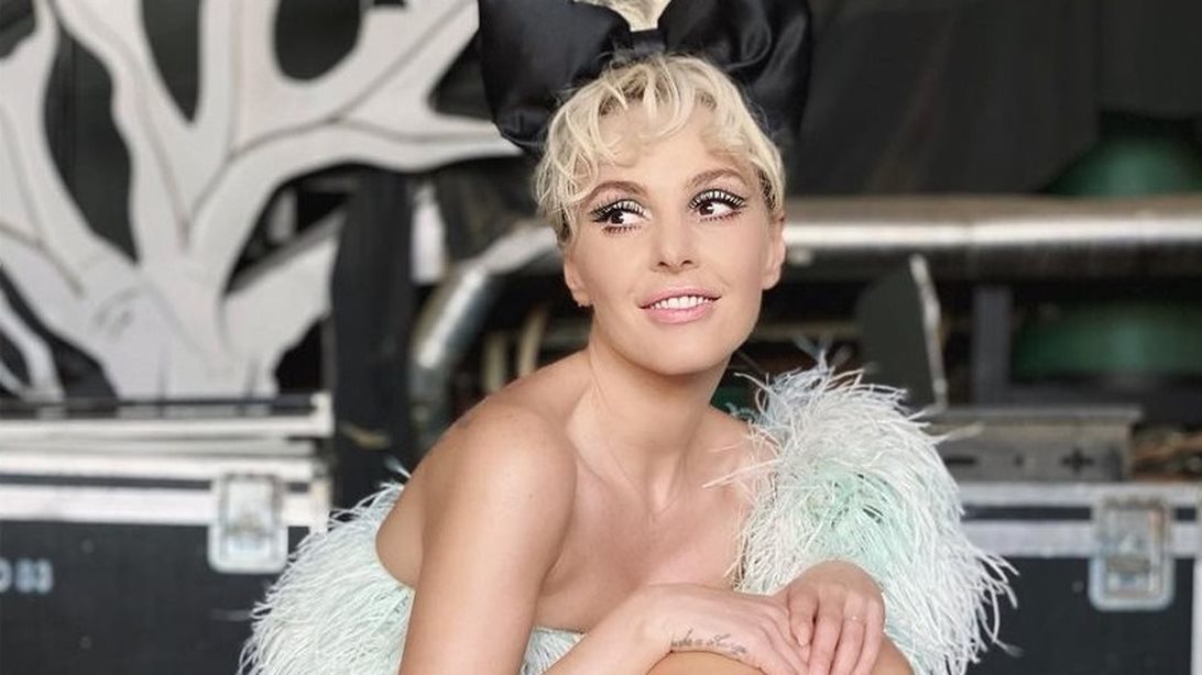 MAD VMA 2020 | Η Τάμτα ως ηρωίδα της Disney οn stage