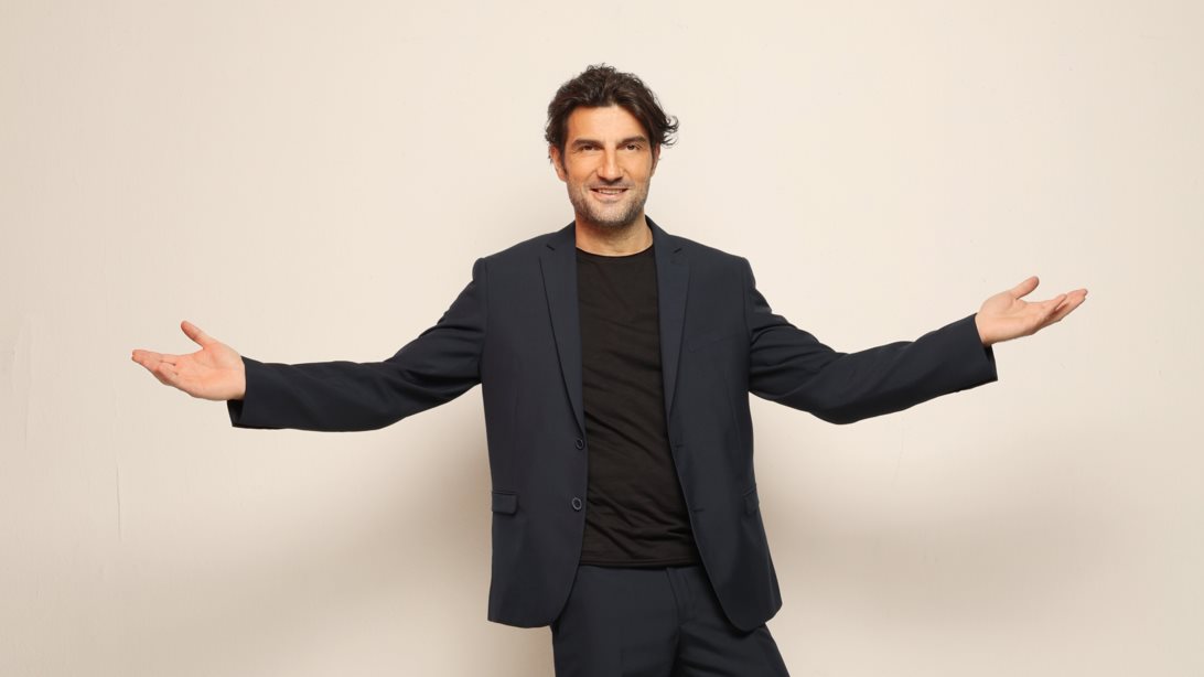 Στην ΕΡΤ2 το &quot;Δες και βρες&quot; με τον Νίκο Κουρή! Πότε κάνει πρεμιέρα;