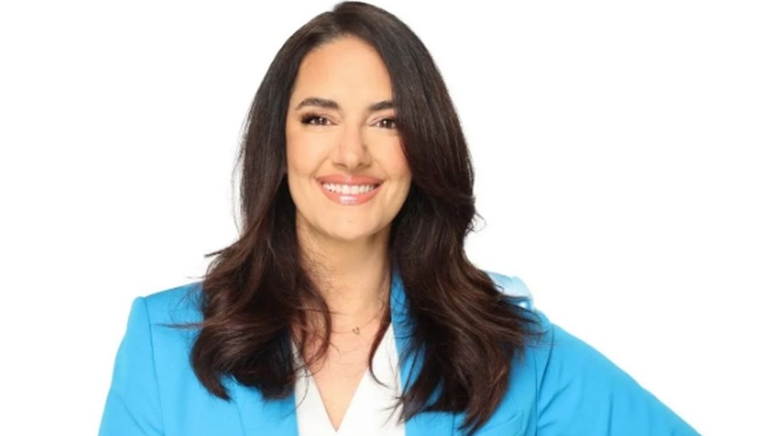 Το πρώτο μήνυμα της Νόνης Δούνια μετά την υποψηφιότητά της στις Ευρωεκλογές - Το σχόλιο του Κώστα Τσουρού