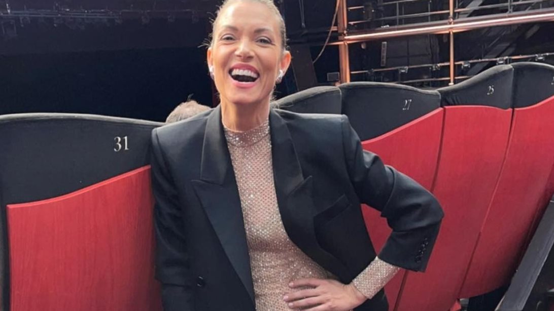 Η Βίκυ Καγιά υιοθέτησε το classy μανικιούρ που λατρεύουν και οι royals