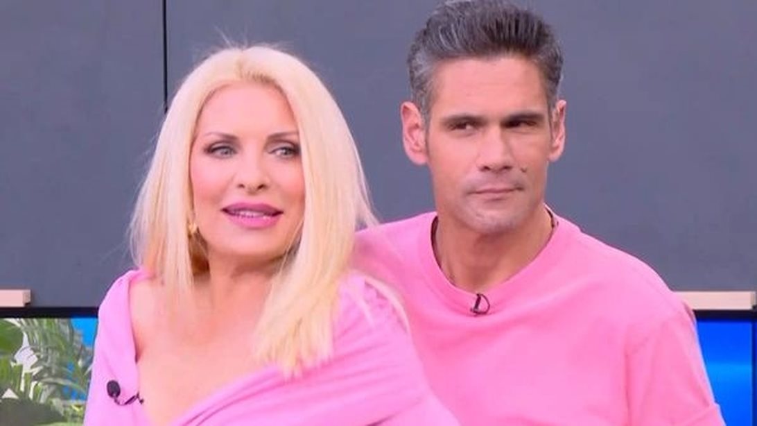 Ελένη Μενεγάκη σε Δημήτρη Ουγγαρέζο: "Πέρασαν τρία χρόνια, ακόμα με φοβάσαι;"