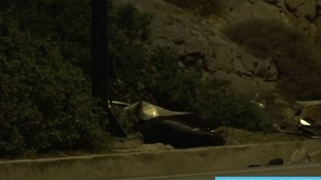 Τρομακτικό τροχαίο στη Βάρκιζα: Νεκρές ανασύρθηκαν δύο νεαρές γυναίκες [βίντεο]