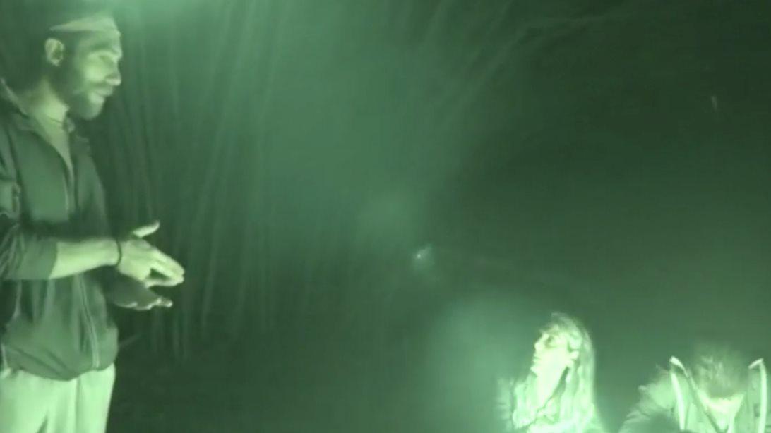 Survivor | Πώς αντέδρασαν οι Κόκκινοι στην αποχώρηση του Περικλή Κονδυλάτου;