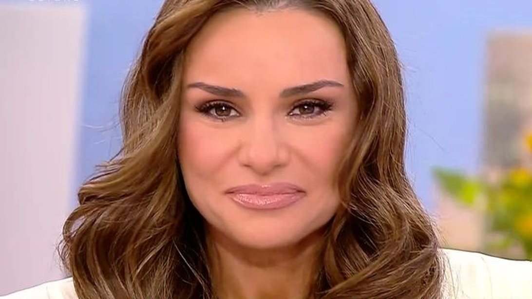 Γενέθλια για την Ελένη Τσολάκη - &quot;Λύγισε&quot; on air με τις ευχές της μητέρας της