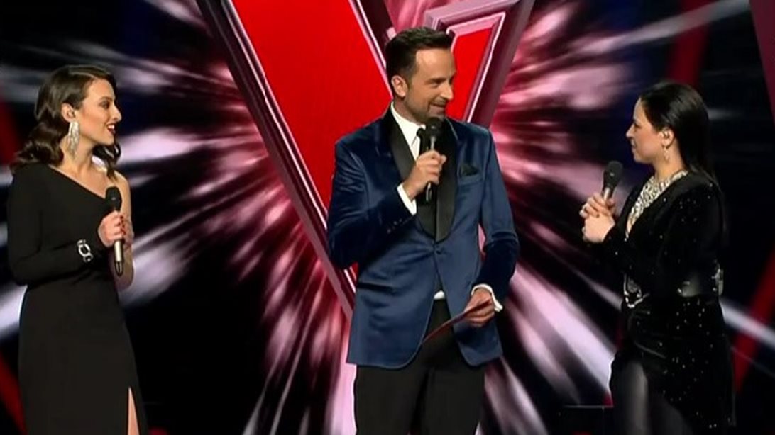 "The Voice" | Επικό! Ο Γιώργος Λιανός μπέρδεψε τις διαγωνιζόμενες στο πρώτο Cross Battle Live &amp; δεν φαντάζεσαι τι ακολούθησε