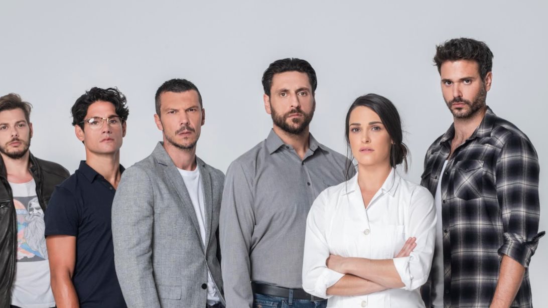 Aγγελική | Ο σεναριογράφος Παναγιώτης Ιωσηφέλης αποκαλύπτει τις εξελίξεις της σειράς!