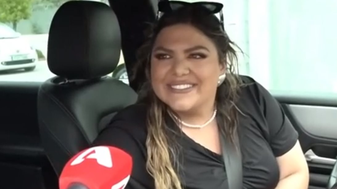 Η Δανάη Μπάρκα ξεκαθαρίζει για το τηλεοπτικό της μέλλον - Συνεχίζει στο Mega και την επόμενη σεζόν;