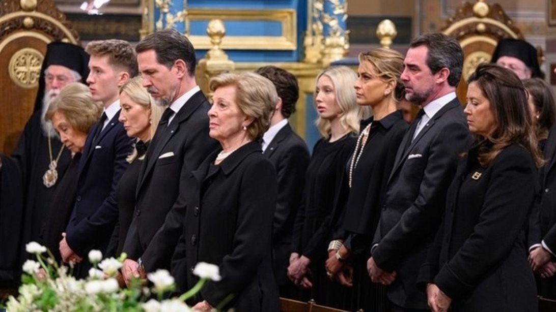 Βασίλισσα Σοφία: Η πρώτη εμφάνιση μετά το διαζύγιο Νικόλαου - Μπλάτνικ - Η κακή διάθεση και η αδυναμία στα ανίψια της