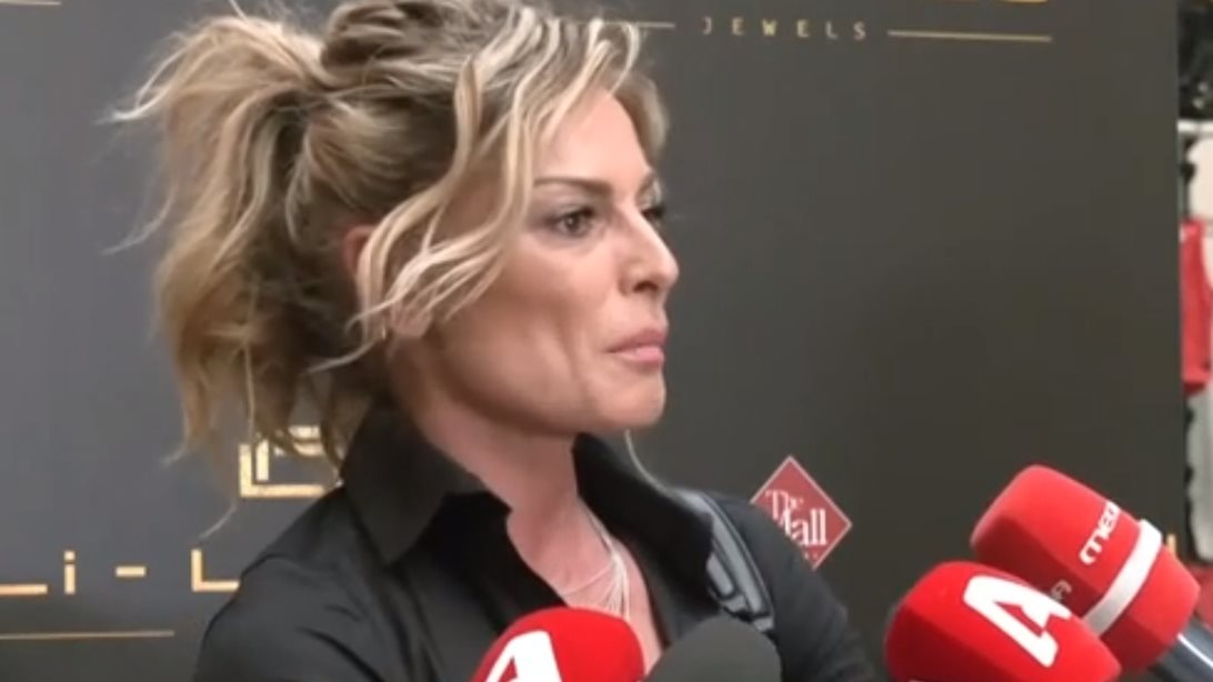 Η επική αντίδραση της Κατερίνας Λάσπα για την αποχώρηση της Μενεγάκη από το Mega: &quot;Εγώ θα λύσω τα οικονομικά της;&quot;