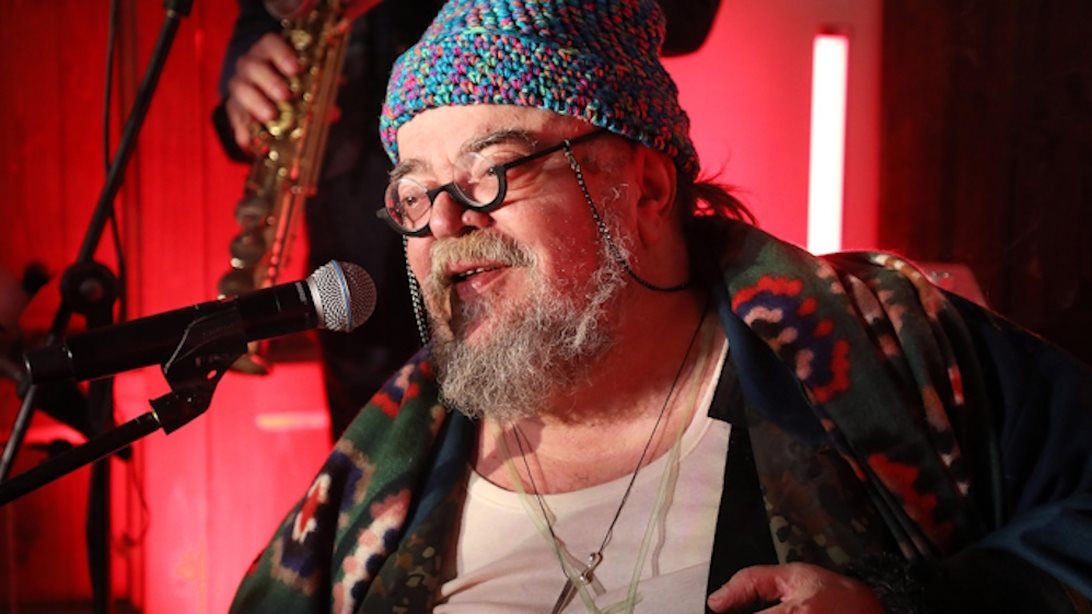 Η νέα απάντηση του Σταμάτη Κραουνάκη μετά τις αντιδράσεις για το σχόλιο για την Έλενα Παπαρίζου