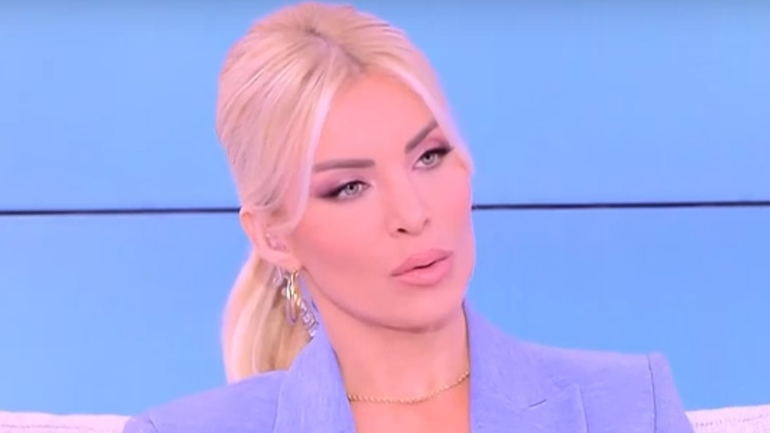 Κατερίνα Καινούργιου: "Αν ο πελάτης είχε να διαλέξει ανάμεσα στην Ελένη Μενεγάκη και τη Φαίη Σκορδά, θα πήγαινε στην Ελένη"