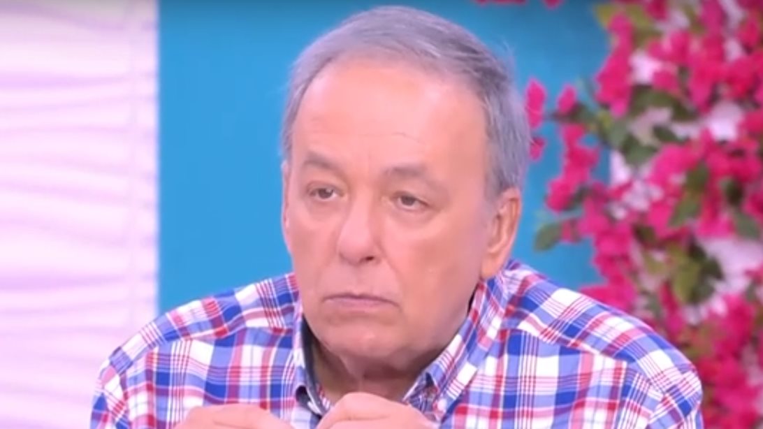 Ανδρέας Μικρούτσικος: "H Άντζελα και η κόρη της δεν κάνουν καλά! - Σκέφτεται ένας γονιός να βγάλει στα μανταλάκια τη σχέση του με το παιδί του;"