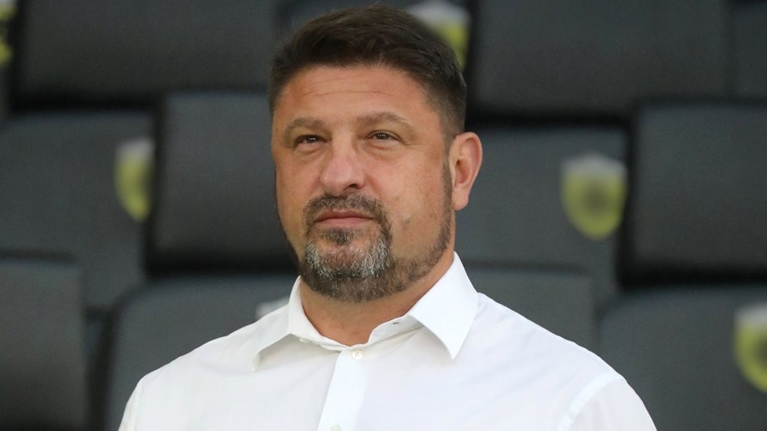 Η τρυφερή ανάρτηση του Νίκου Χαρδαλιά αγκαλιά με την κόρη του