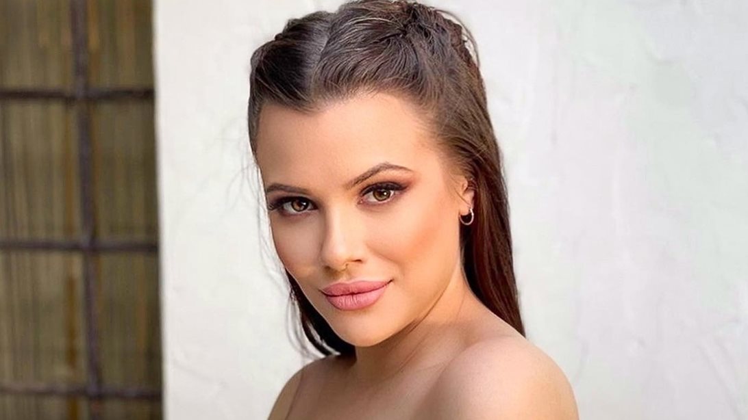 Λάουρα Νάργες: &quot;Στελέχη καναλιών με έπιαναν και μου έλεγαν διάφορα για το σώμα μου&quot;