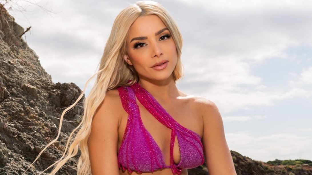 Σπάνια βραδινή εμφάνιση της Josephine με τη μητέρα της, Μαργαρίτα Βεντή! Η απίστευτη ομοιότητά τους