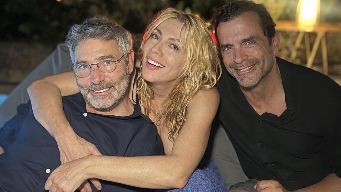 Οι &quot;all star&quot; φωτογραφίες από τα γενέθλια της Σμαράγδας Καρύδη