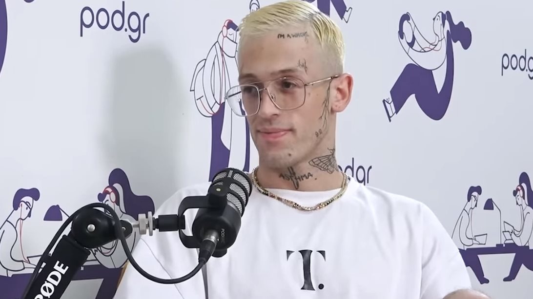 Τάσος Ξιαρχό: &quot;Στα 9 μου είχα κάποιες επαφές με αλλά αγοράκια - Ο παππούς μου είχε πάει με άντρα&quot;