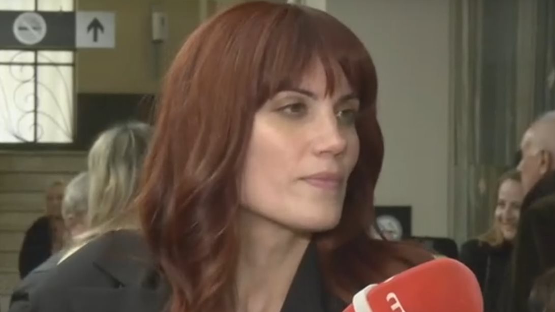 Η Μαίρη Συνατσάκη ξεκαθαρίζει τη δήλωσή της για τη Ντορέττα Παπαδημητρίου