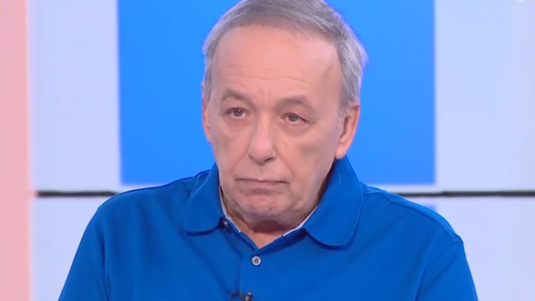 Ανδρέας Μικρούτσικος: "Από ποιο κανάλι ήταν αυτή; - Αυτό δεν είναι ρεπορτάζ!"